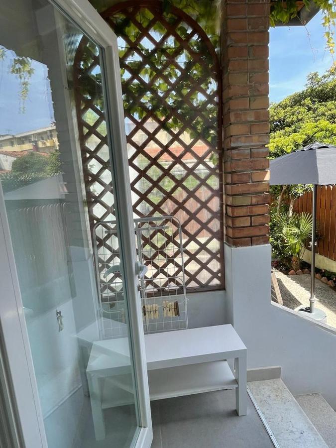 Apartamento Azzurra House Marina Di Pisa Exterior foto